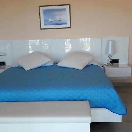 Holiday home Holiday Calle Arigue *